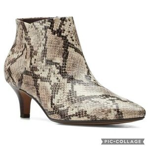 Clarks Linvale Sea Booties Snake Print Taupe Ankle Kitten Heel Pointed Toe 6.5
